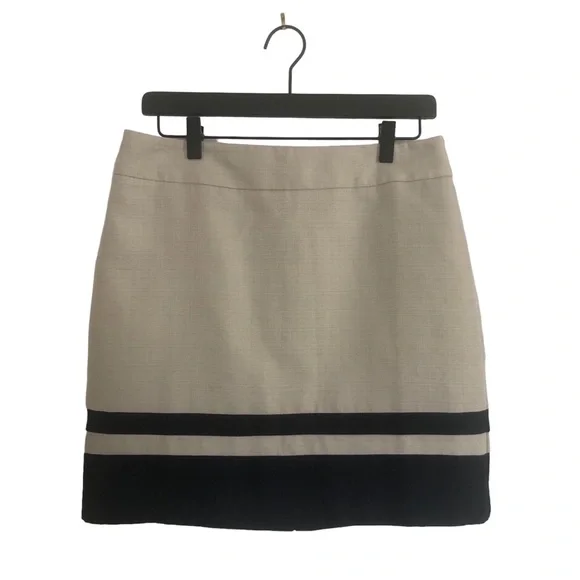 LOFT cream/navy blue skirt - Picture 1 of 5